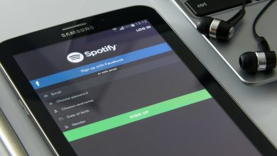 music on your smartphone Spotify