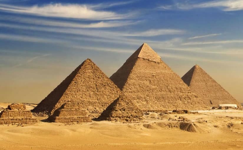 Egypte pyramides gizeh 825x510