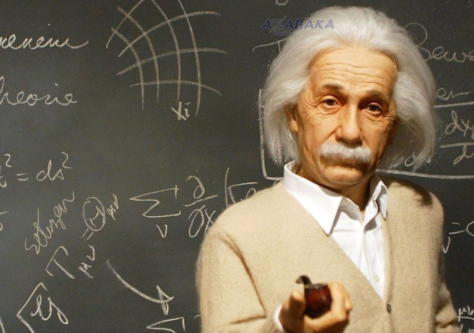 سبعة من أهم النظريات التي قدمها آينشتاين